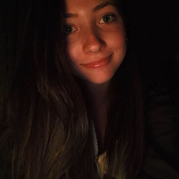 Meet your Posher, Lacilyn - Picture 1 of 1